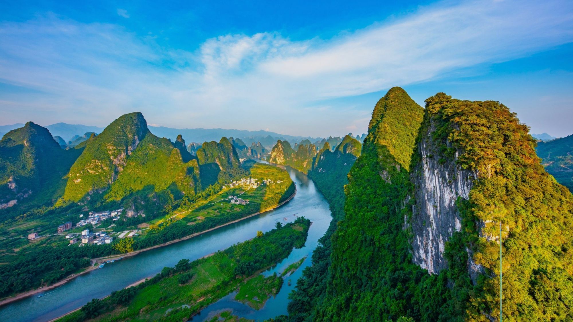 Гонконг - Макао - Гуйлинь - отдых на о. Хайнань - Сингапур