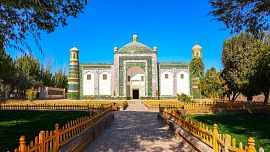 Китай за пределами привычного: Великая стена, Памир и древний Кашгар