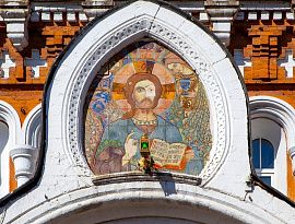Выездная экскурсия: Стрельна. Дворец Конгрессов и устричная ферма
